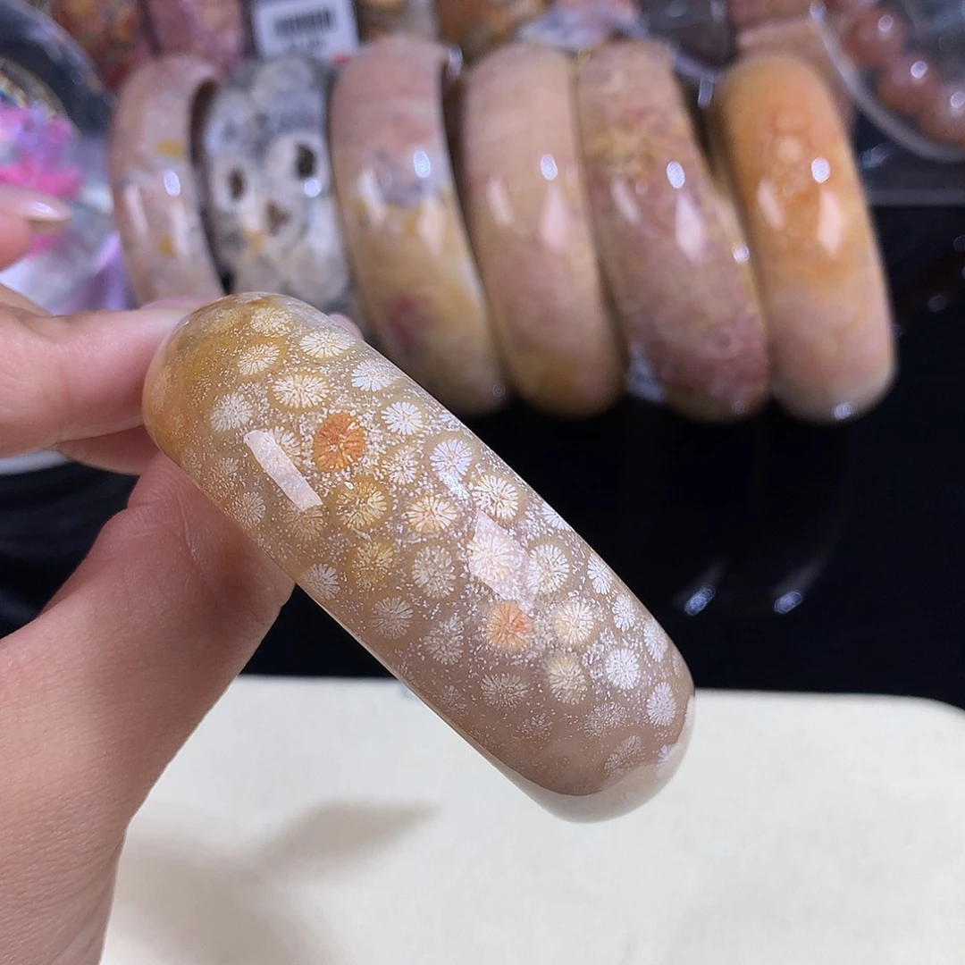 硅化珊瑚（珊瑚玉）未镶嵌吊坠(赠链)33号上新皮花51.1圈