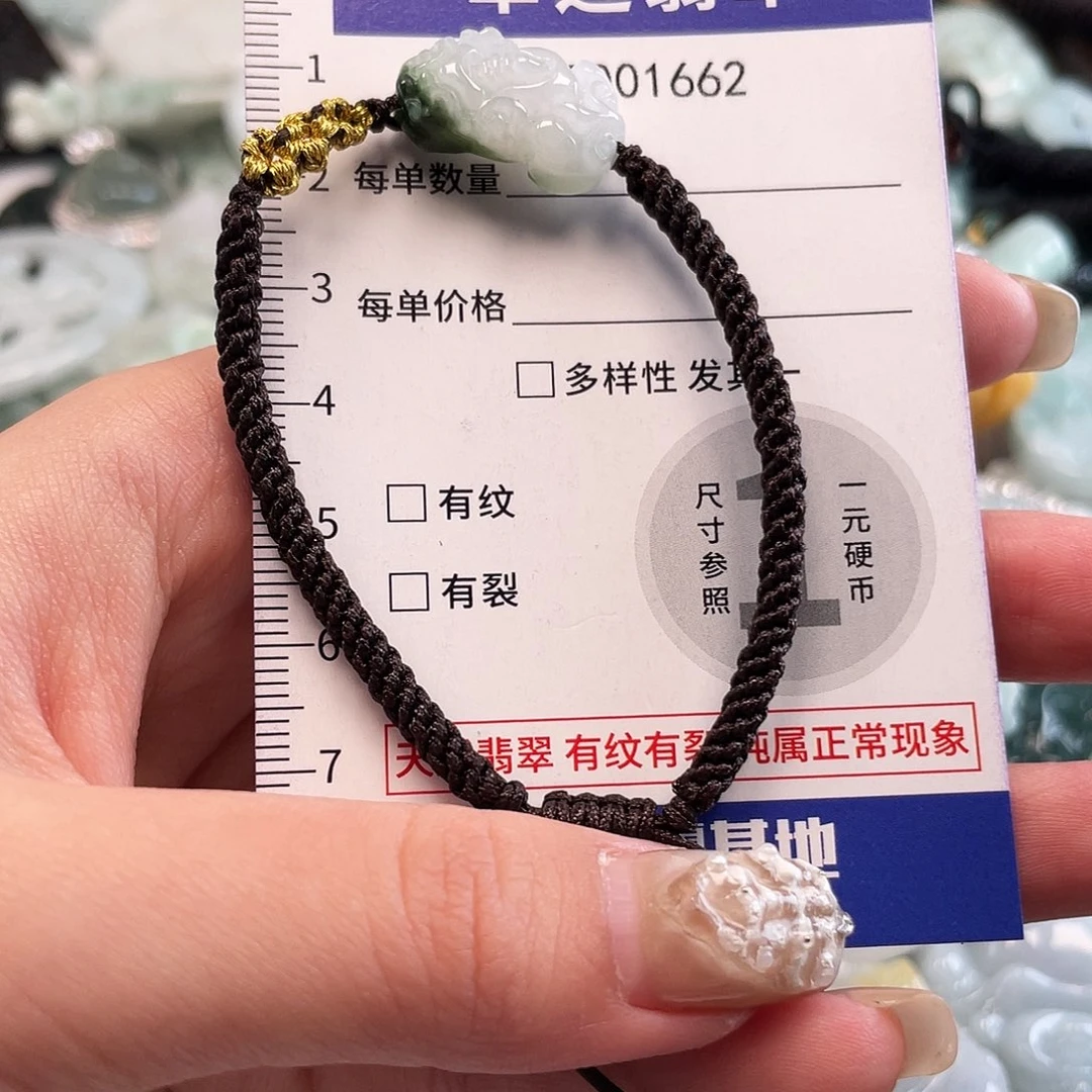 翡翠未镶嵌颈饰1662