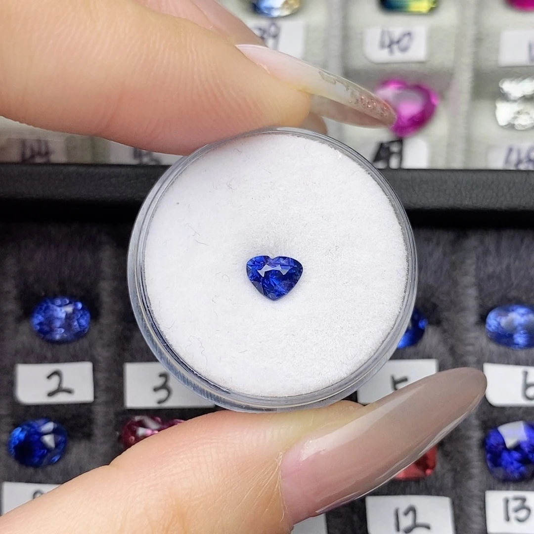 裸石蓝宝石CGRL证书皇家蓝鲜艳明亮0.53ct/0374
