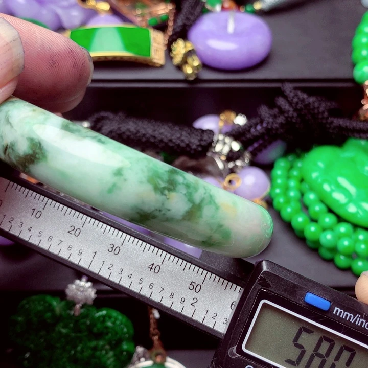 毛衣链未镶嵌翡翠