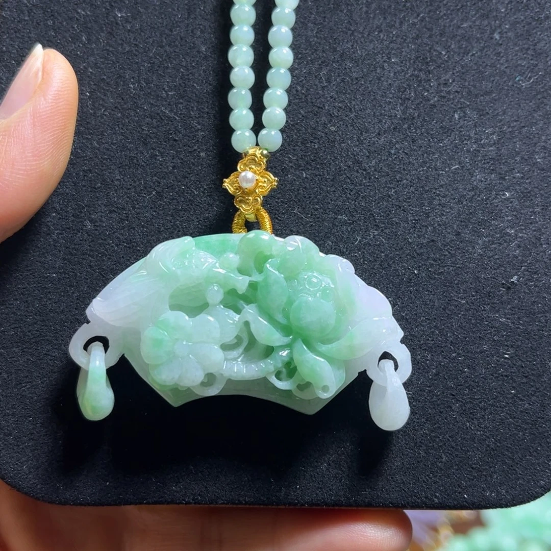 翡翠未镶嵌颈饰天然翡翠