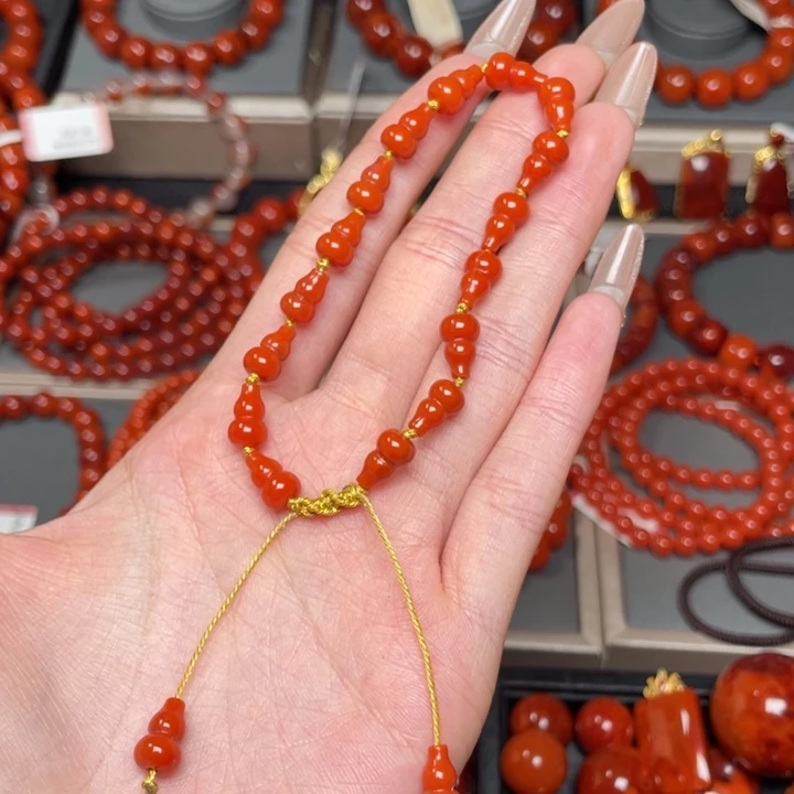 南红玛瑙手链未镶嵌