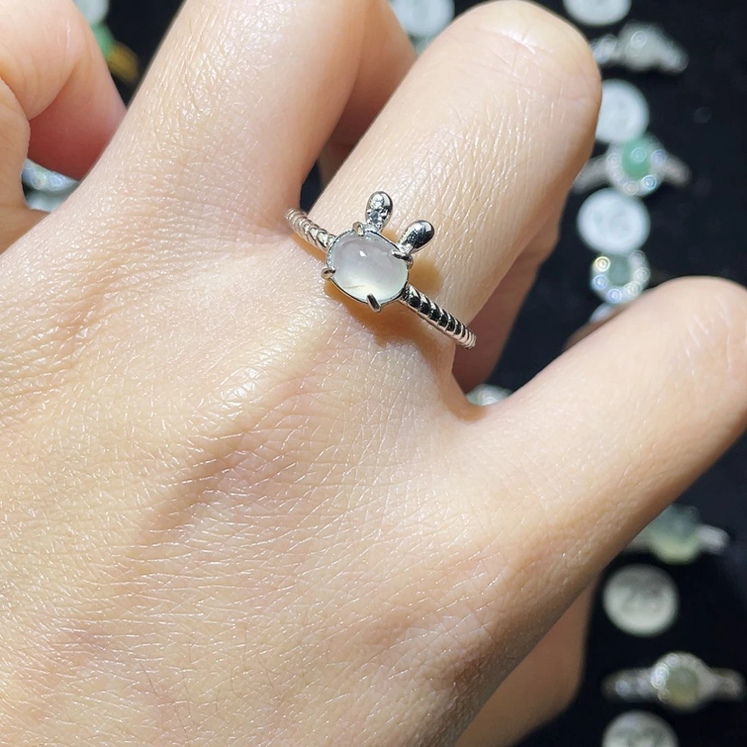 翡翠未镶嵌戒指戒指