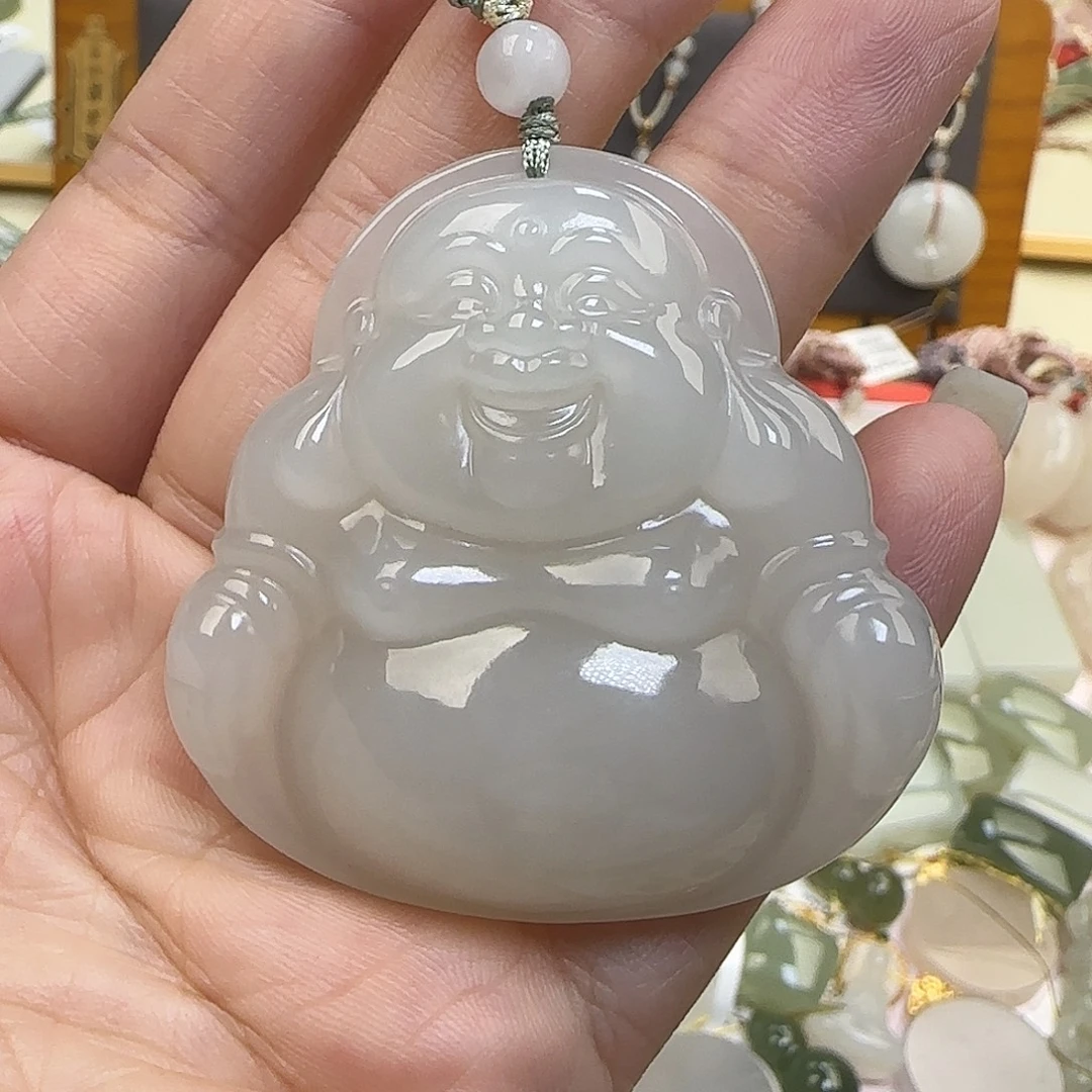 桂***桂和田玉未镶嵌颈饰