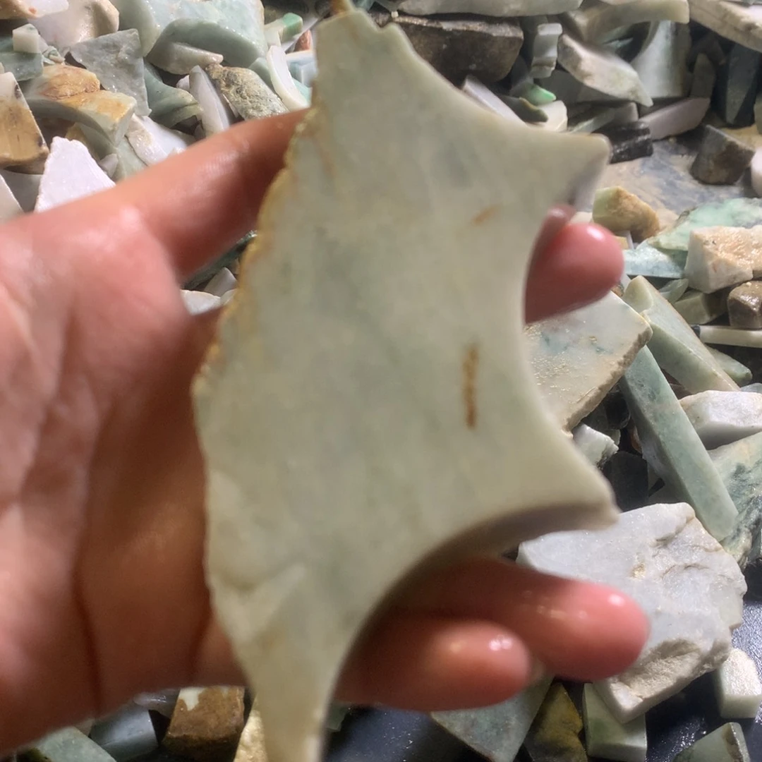 翡翠颈饰未镶嵌缅甸翡翠