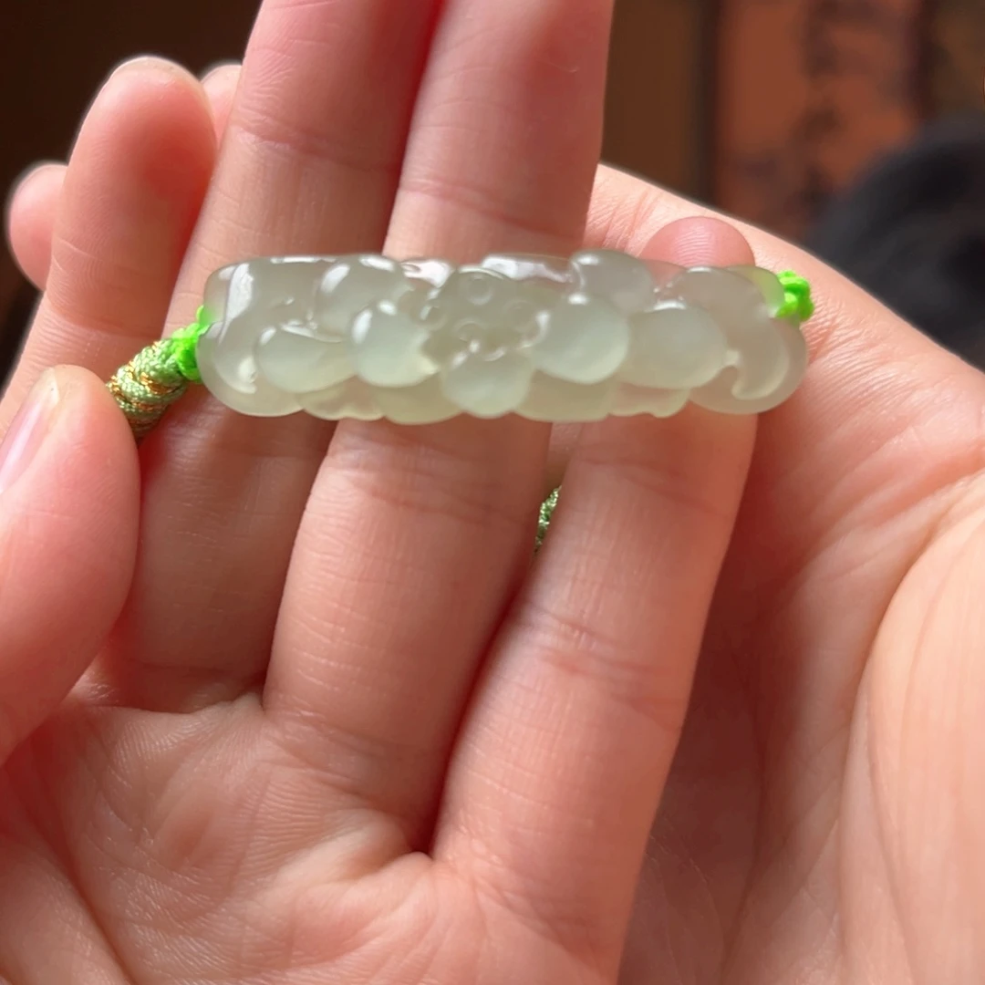 未镶嵌手绳和田玉莲花手牌130