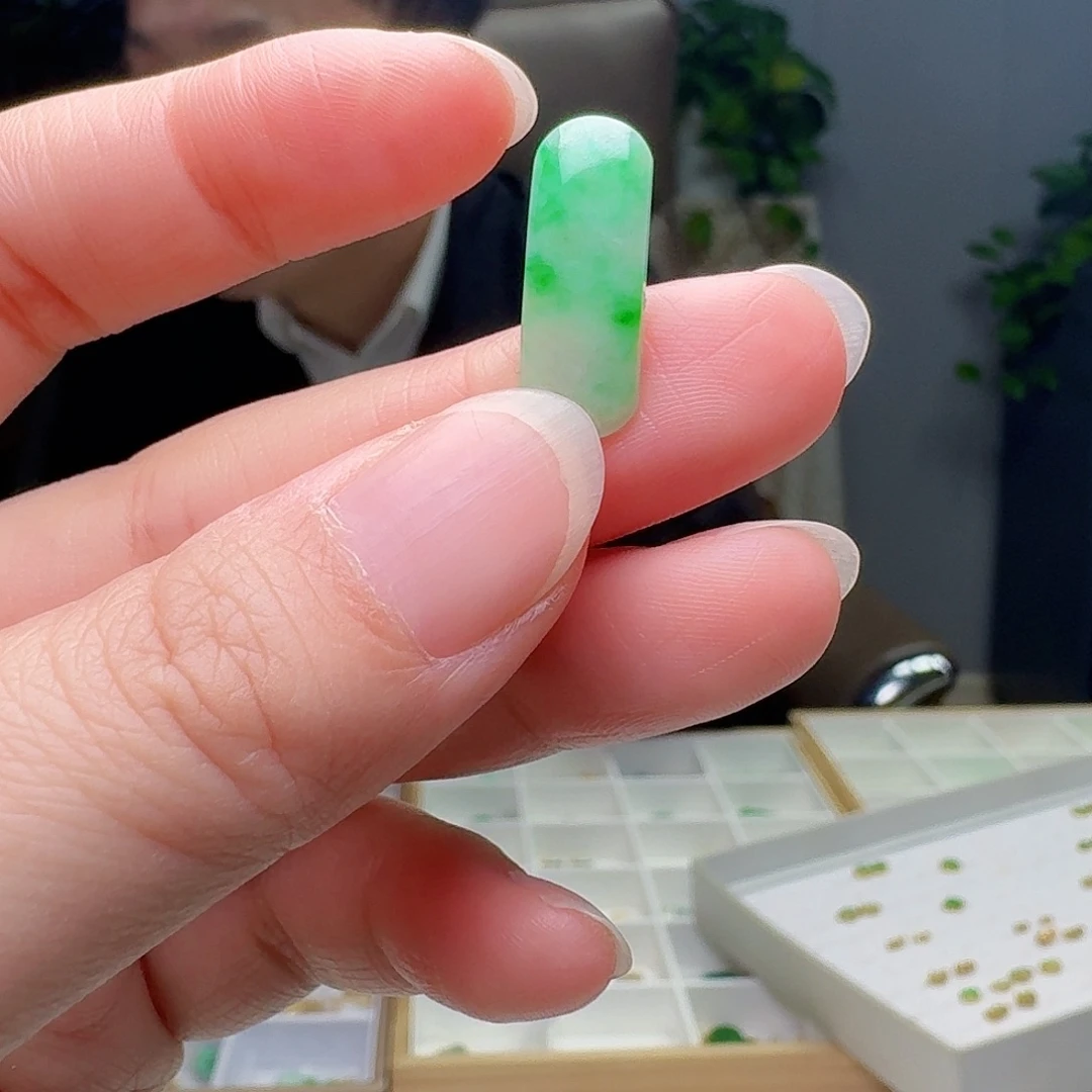 翡翠裸石天然翡翠