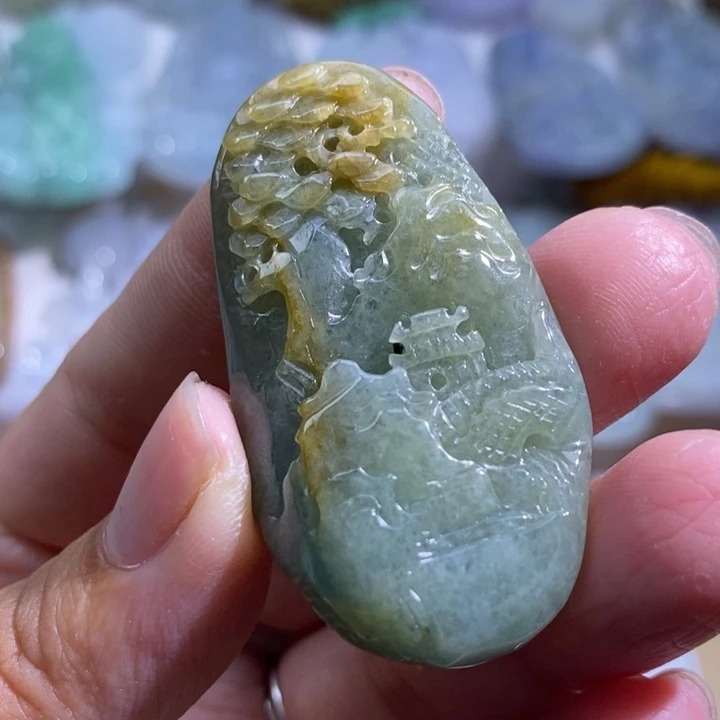 【闪购商品】颈饰未镶嵌翡翠山水