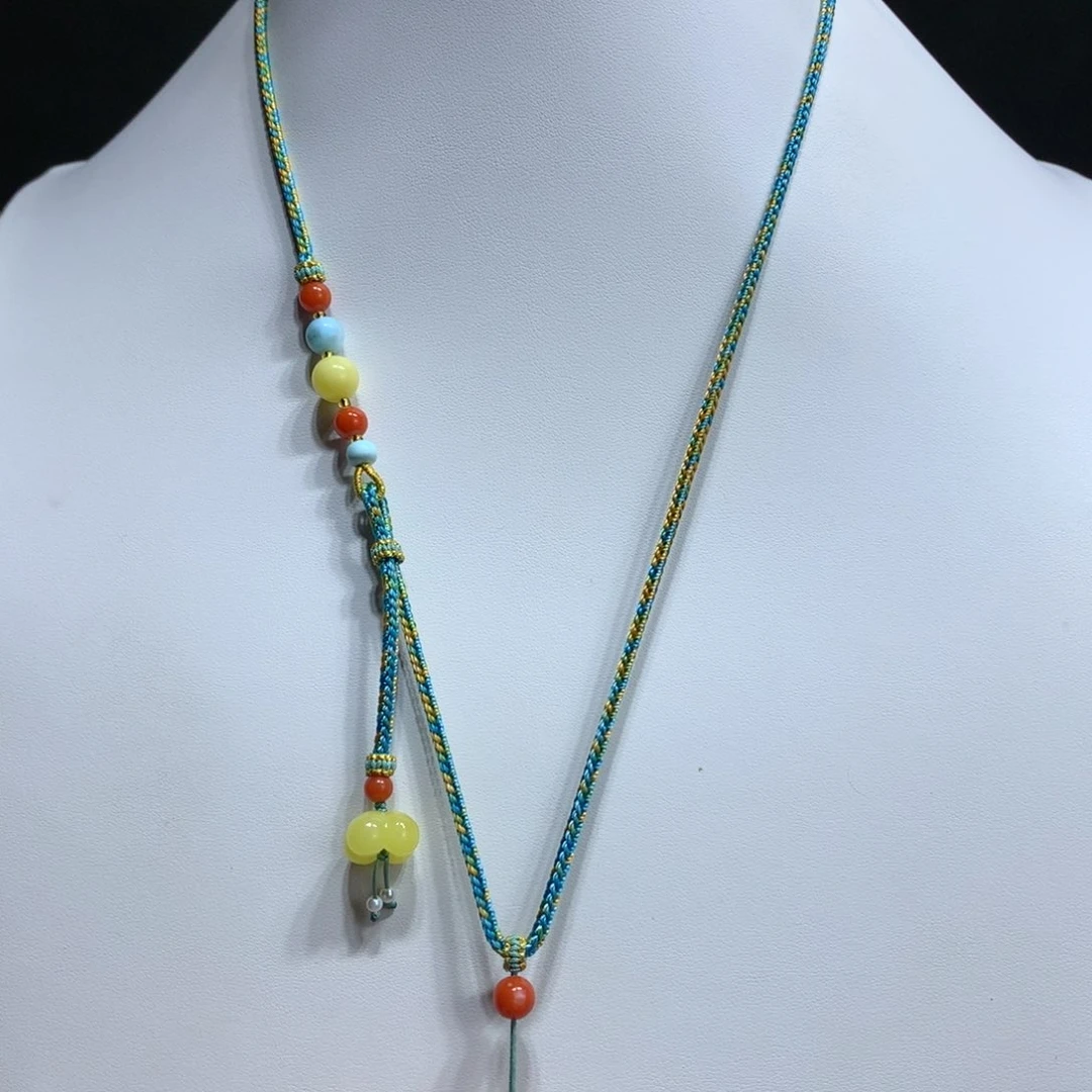 未镶嵌颈饰琥珀特价挂绳