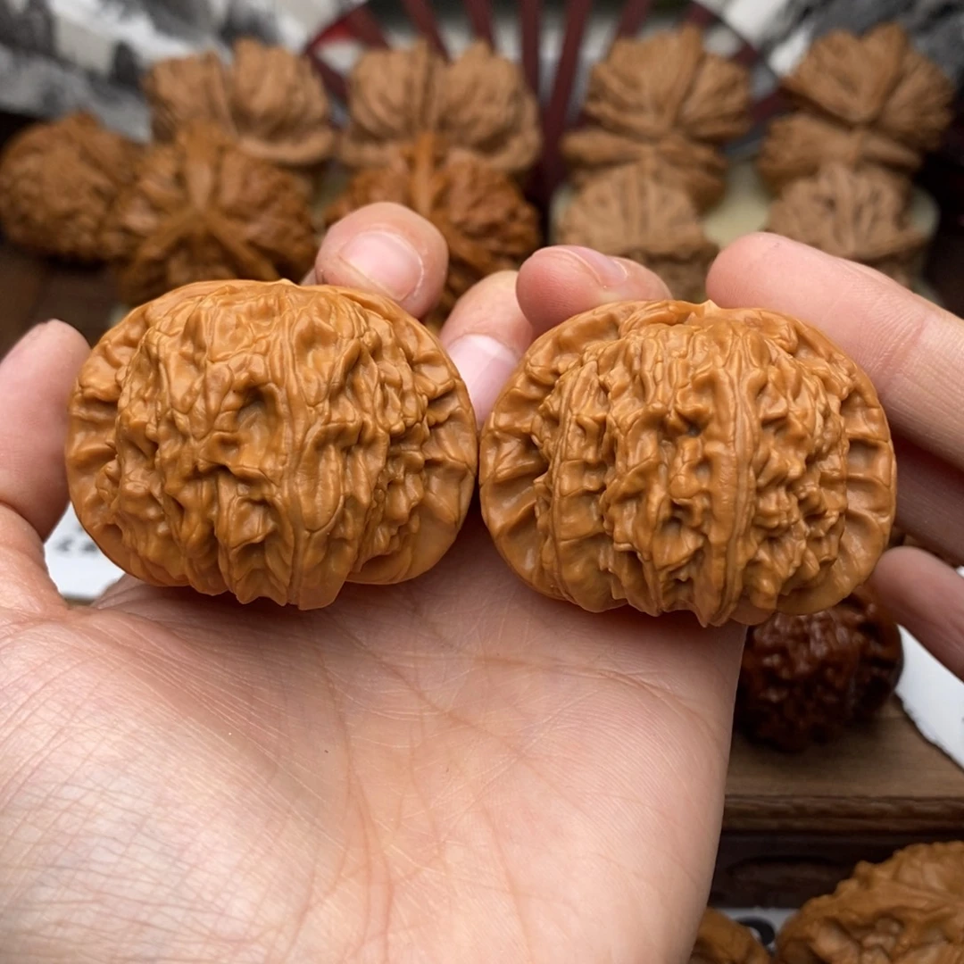 文玩核桃把件618号46白