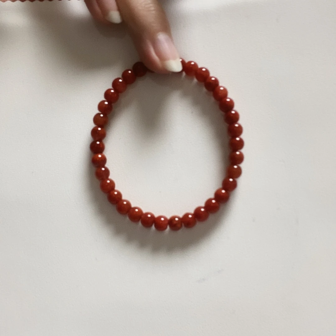 手串未镶嵌南红玛瑙简单