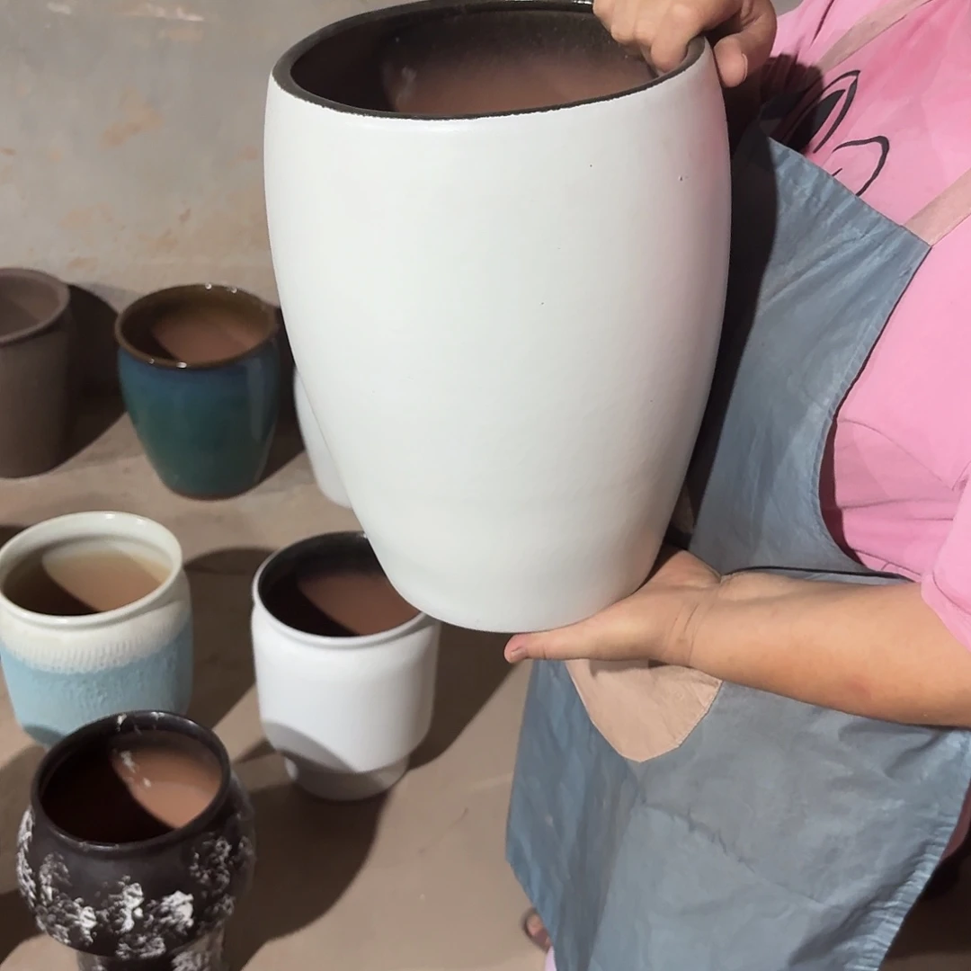 紫砂花盆口22高33一个