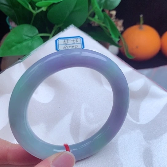 翡翠手镯未镶嵌    圆条55-56 春彩