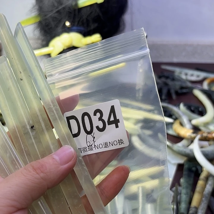 傻***晴蛇纹石玉合金发饰