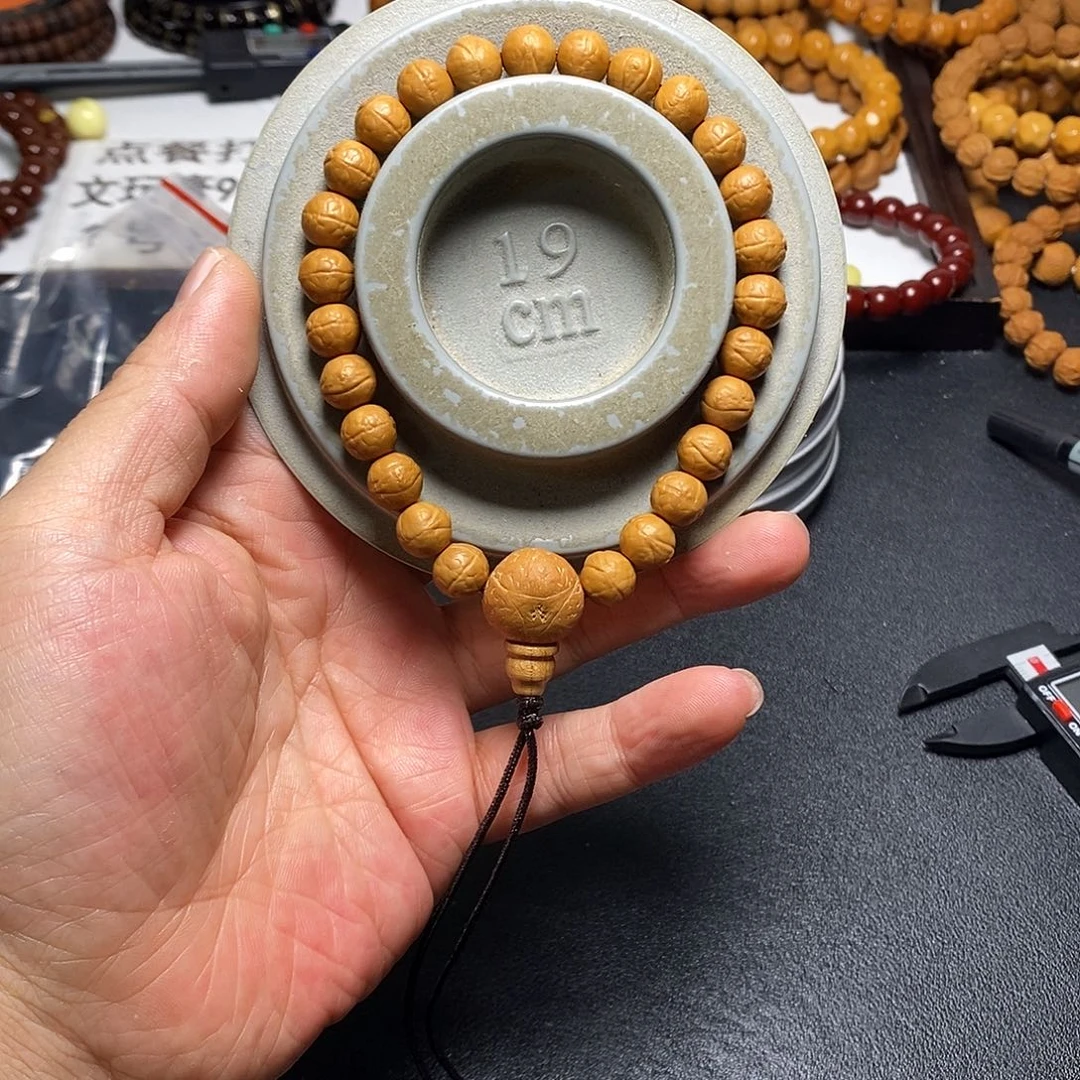 吊坠猴头核桃全品超小凤雅8-9左右手持8号