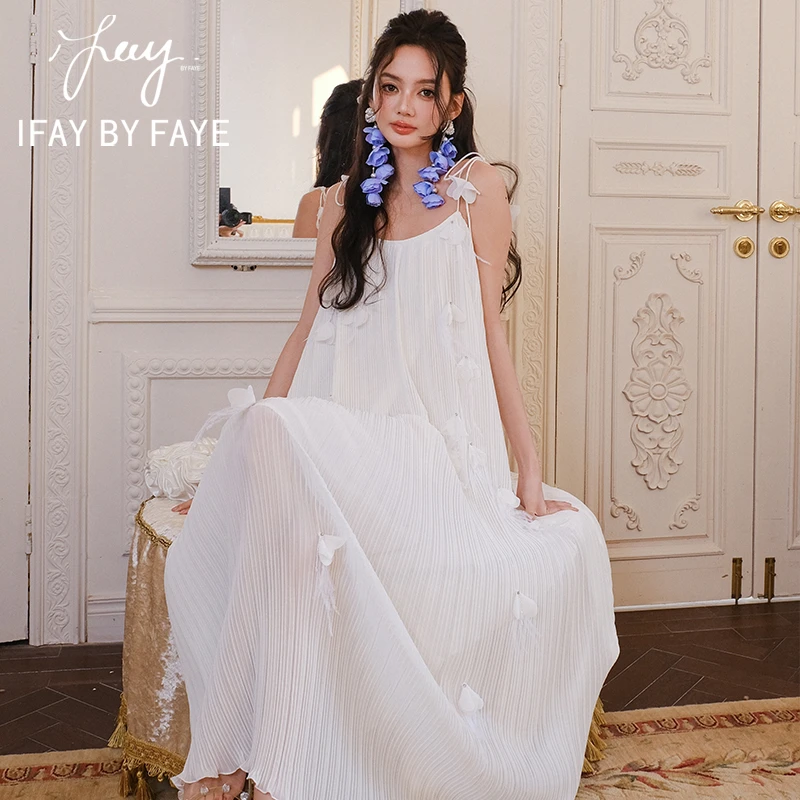 IFAY BY FAYE压褶花瓣羽毛吊带连衣裙IF926L33008011