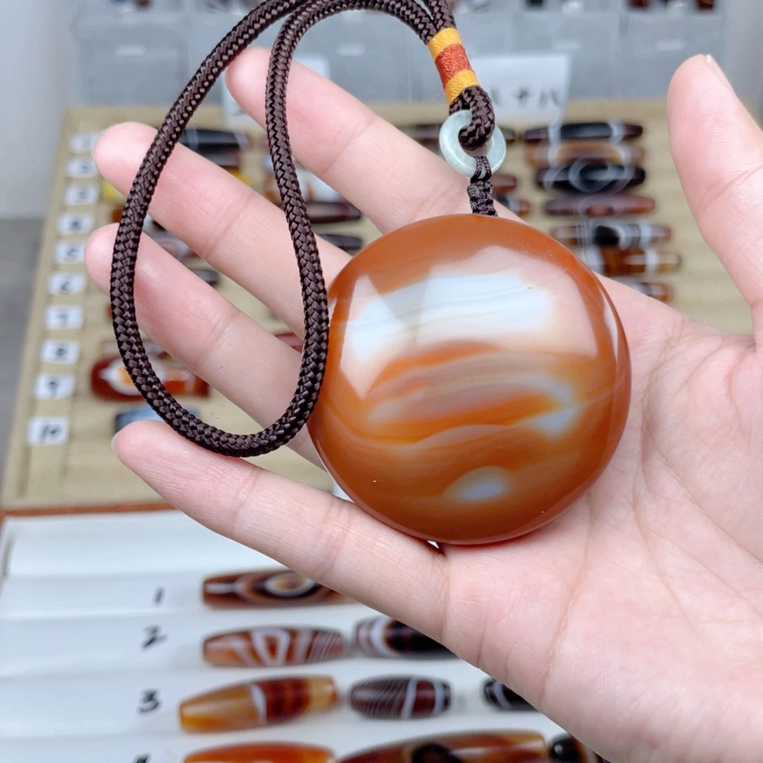 玛瑙/玉髓颈饰未镶嵌