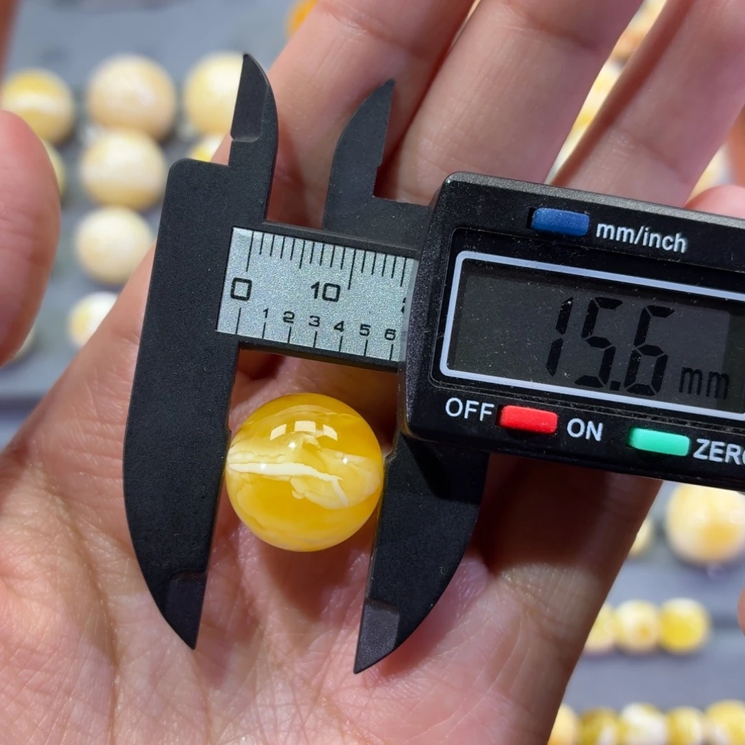 琥珀未镶嵌裸石圆珠