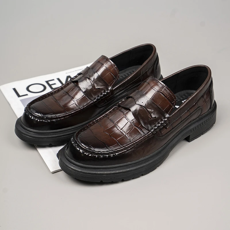 春季商务休闲皮鞋真皮尖头牛皮男士时尚一脚蹬软皮乐福男鞋2578