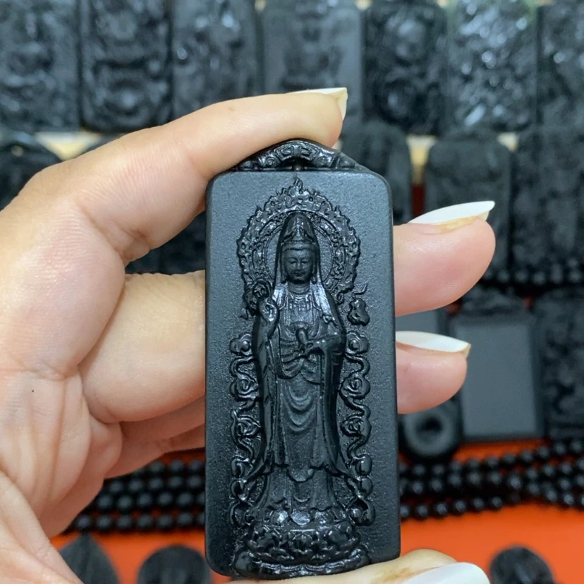 【闪购商品】未镶嵌蛇纹石玉颈饰和**阳