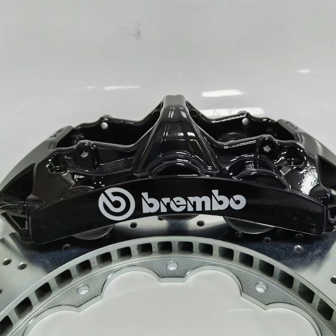 BremboGT6/F40卡钳适配酷路泽 红杉20寸轮毂