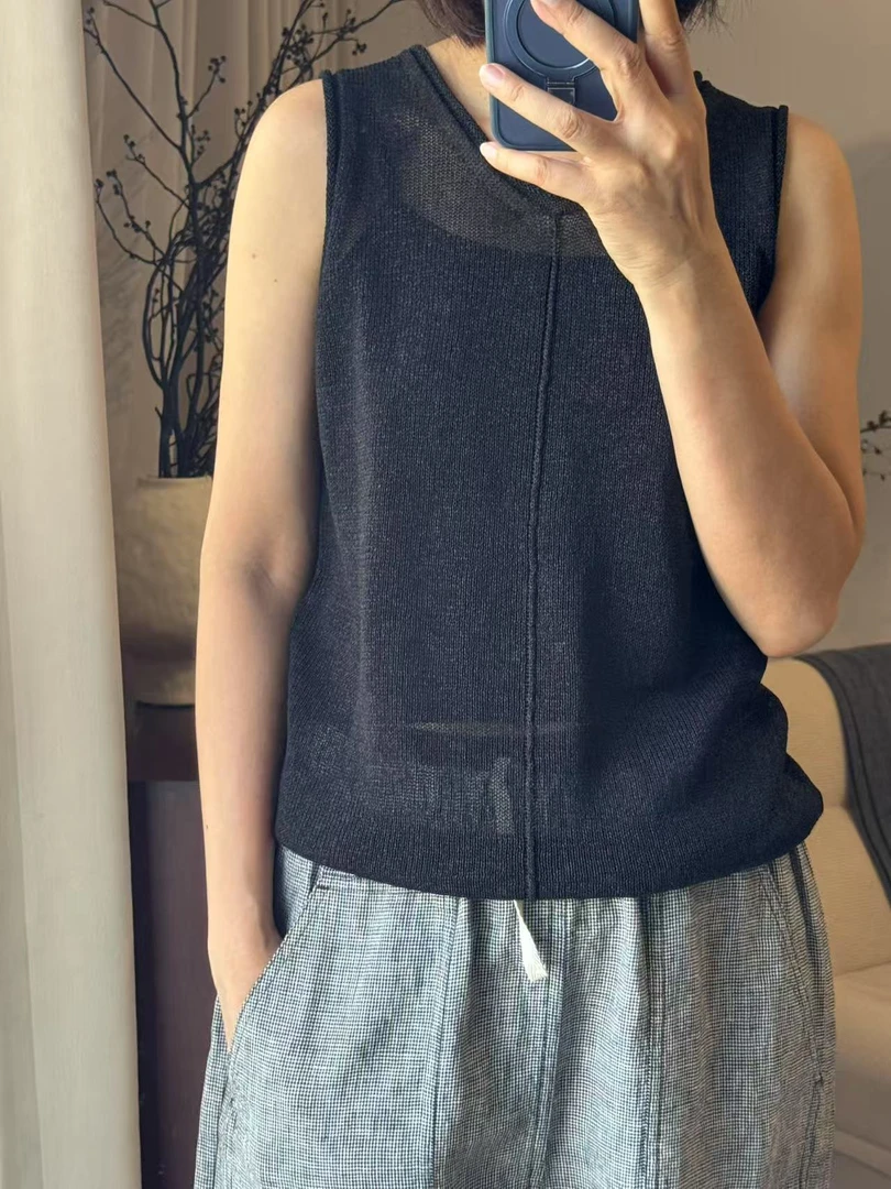 【知夏】轻盈舒适和纸纱肌理感小V领无袖针织背心上衣女L87
