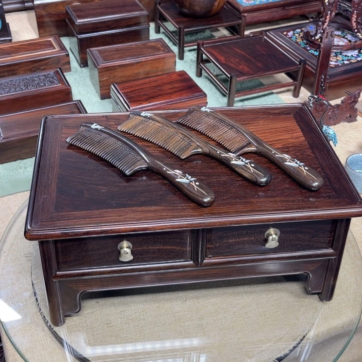 紫檀木类成套家具