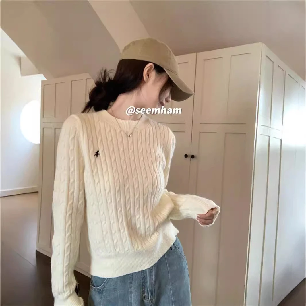 学院风米白色厚毛衣上衣女秋冬设计感刺绣麻花针织衫外穿牛仔马甲