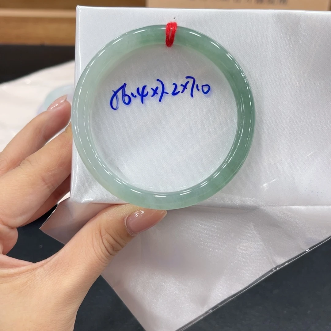 未镶嵌手镯翡翠翡翠