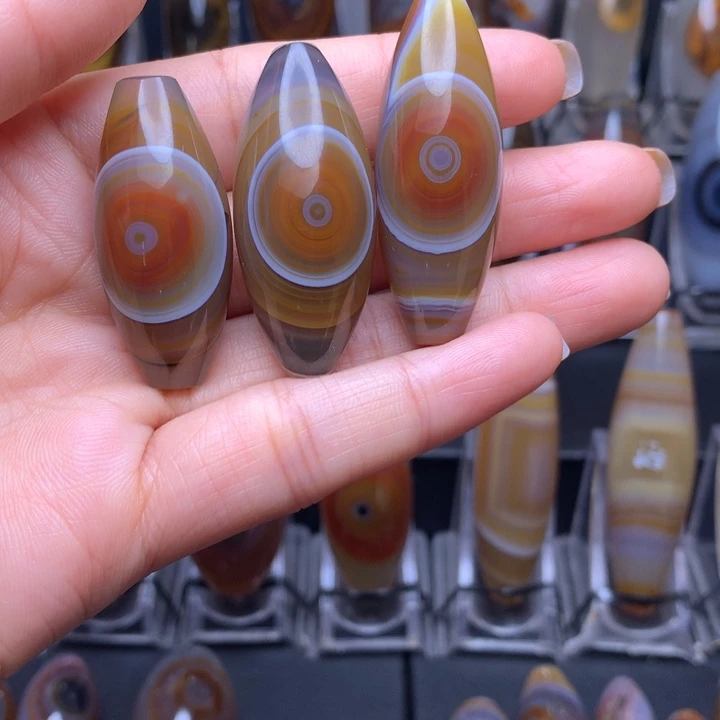 許***馆玛瑙/玉髓未镶嵌颈饰