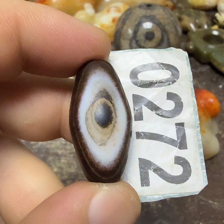 未镶嵌颈饰玛瑙/玉髓