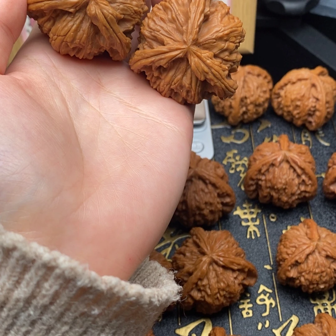 吉***照文玩核桃吊坠白狮111111111111