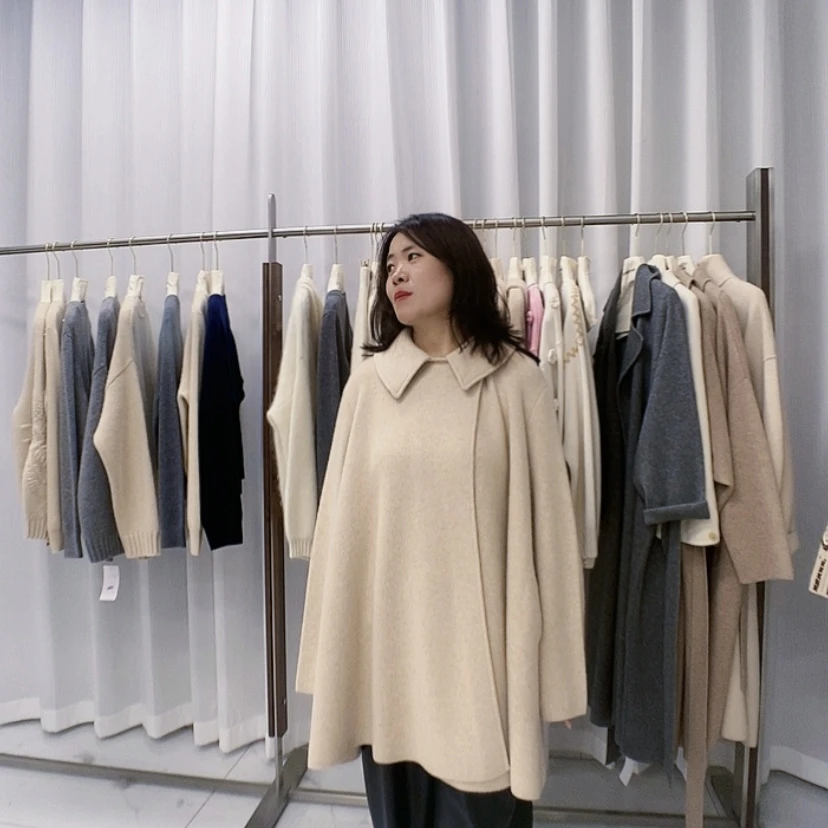 【闪购商品】青绒色斗篷四平针
