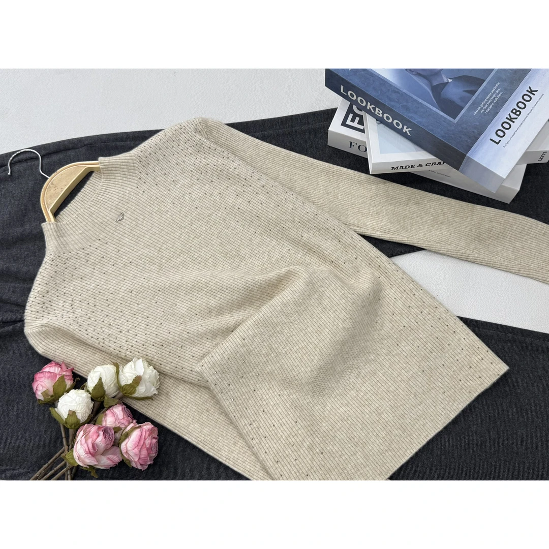 【三角烫钻套头燕麦】早秋新款时尚长袖针织上衣QC6002