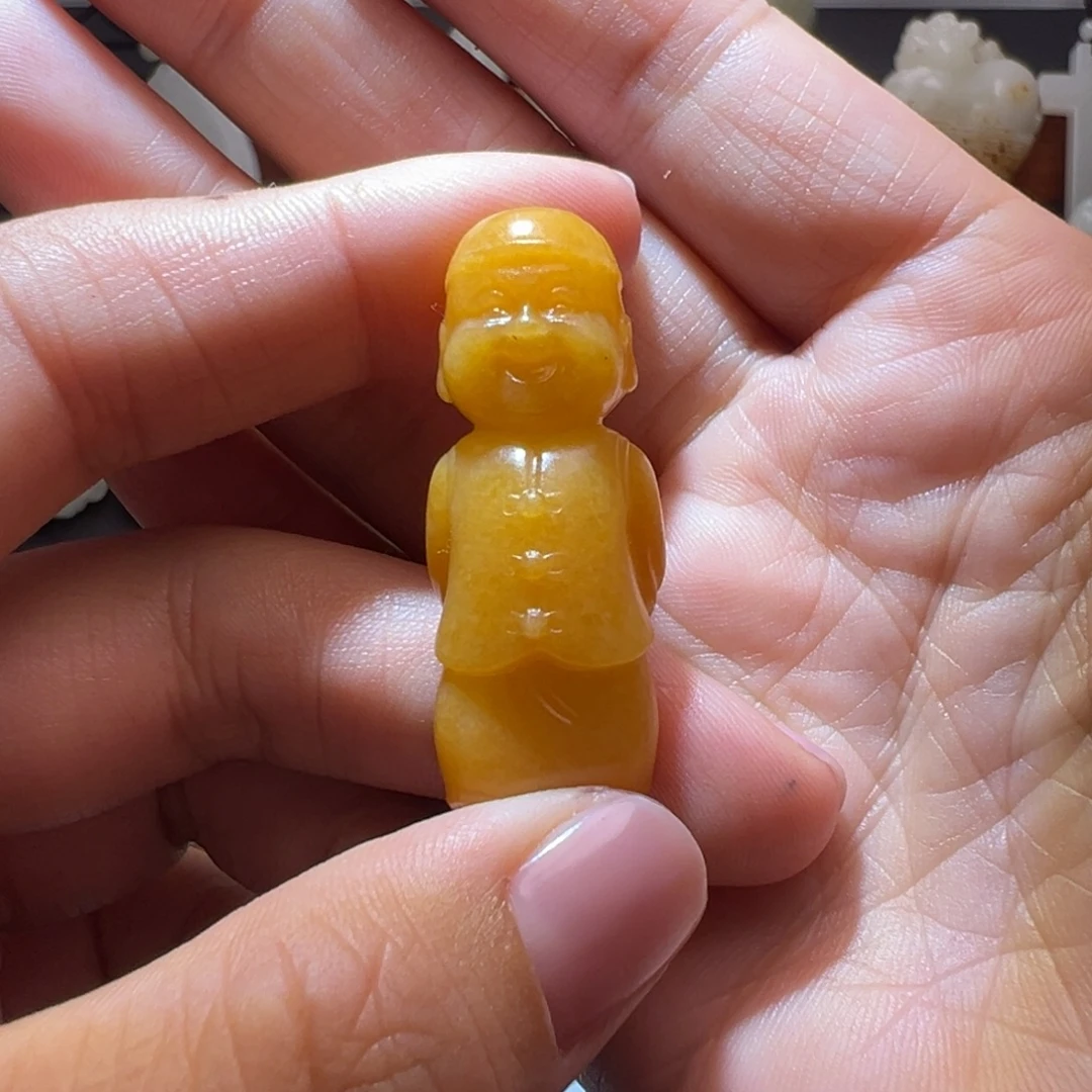 T***o颈饰未镶嵌和田玉