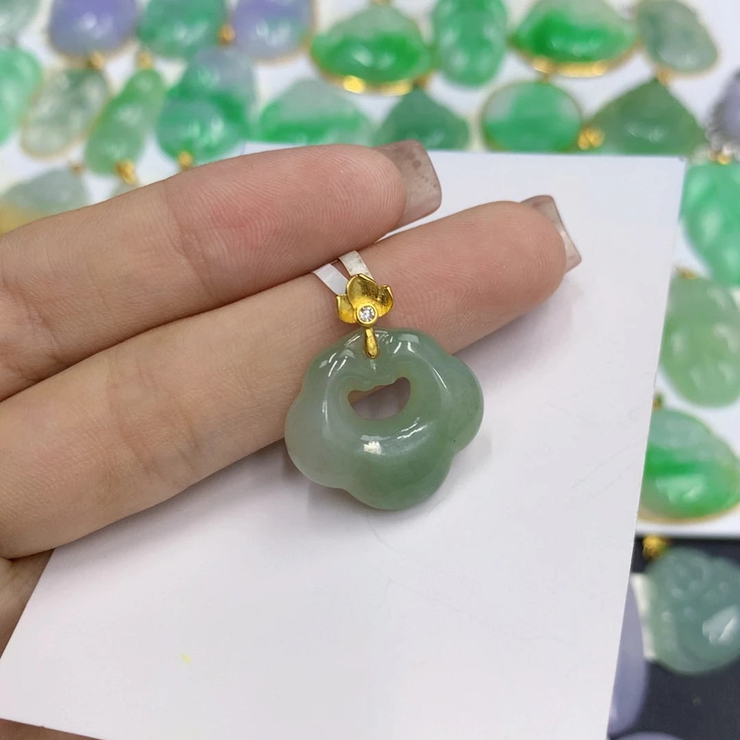 颈饰未镶嵌翡翠翡翠