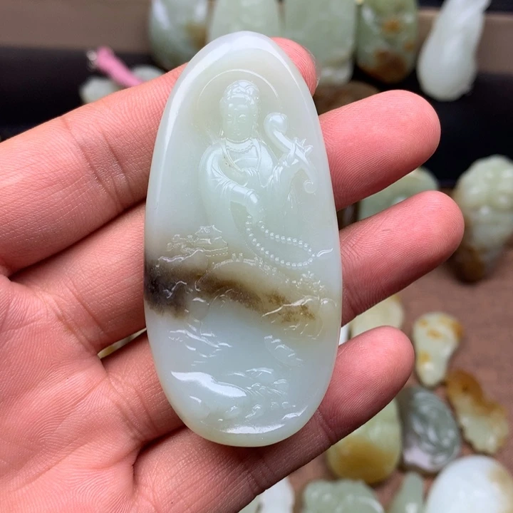 福***和田玉（糖玉）未镶嵌颈饰