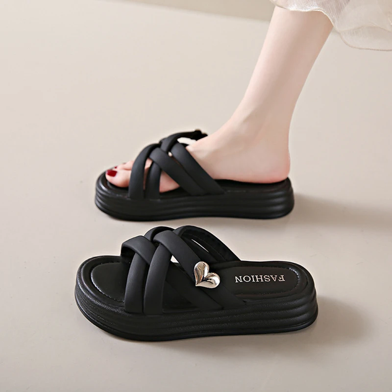 品牌轻奢凉鞋女2025夏季新款时尚百搭潮流休闲鞋透气软底舒适拖鞋