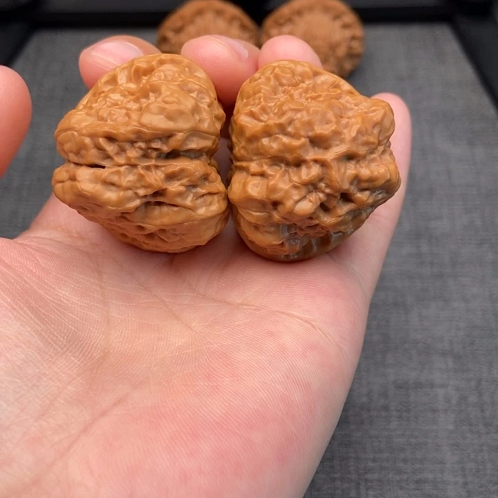 文玩核桃把件三角蛙40