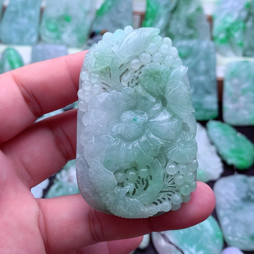 翡翠未镶嵌吊坠(不含链)