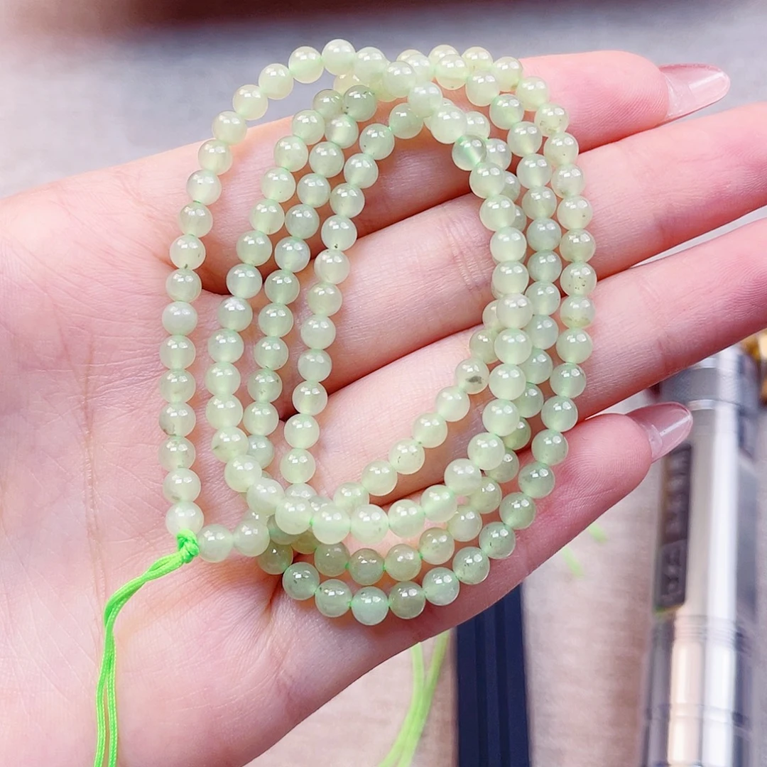 和田玉未镶嵌吊坠(赠链)