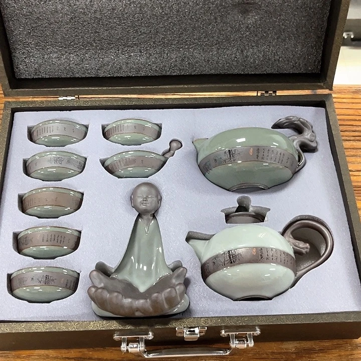 孤品茶具套装等。