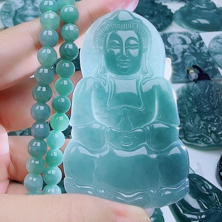 翡翠未镶嵌颈饰多样性发货天然的A货翡翠