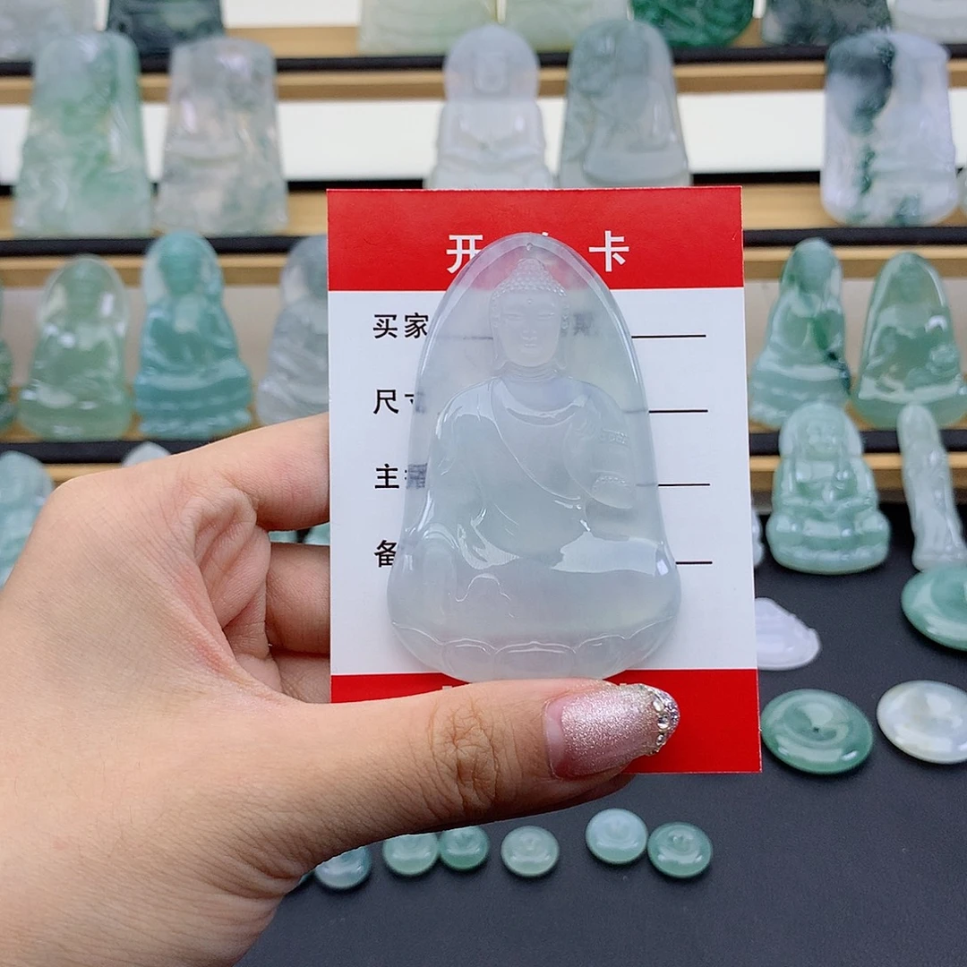 锅***瓢翡翠未镶嵌颈饰阿弥陀佛