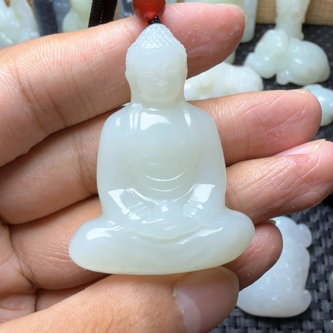 未镶嵌和田玉挂件飘*