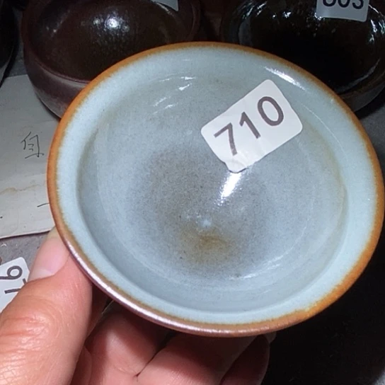 茶盏是因为一切不开心