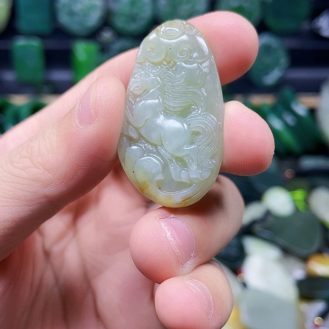 和田玉未镶嵌珠宝奇石