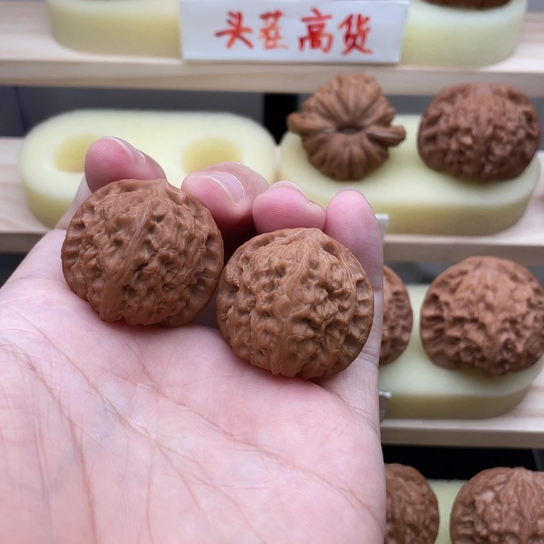 吊坠文玩核桃全品白狮子手捻34放漏价