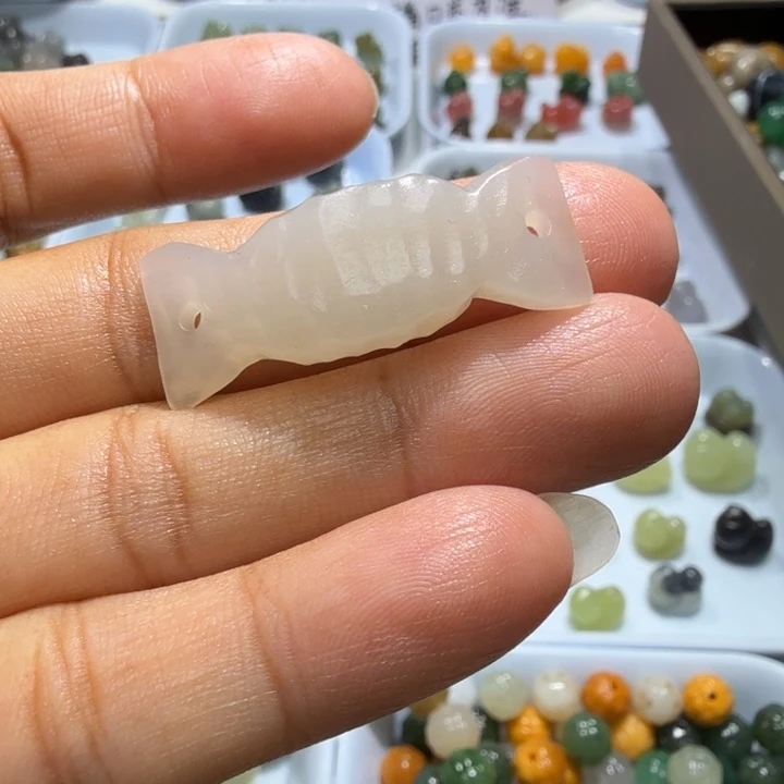 未镶嵌和田玉珠宝半成品