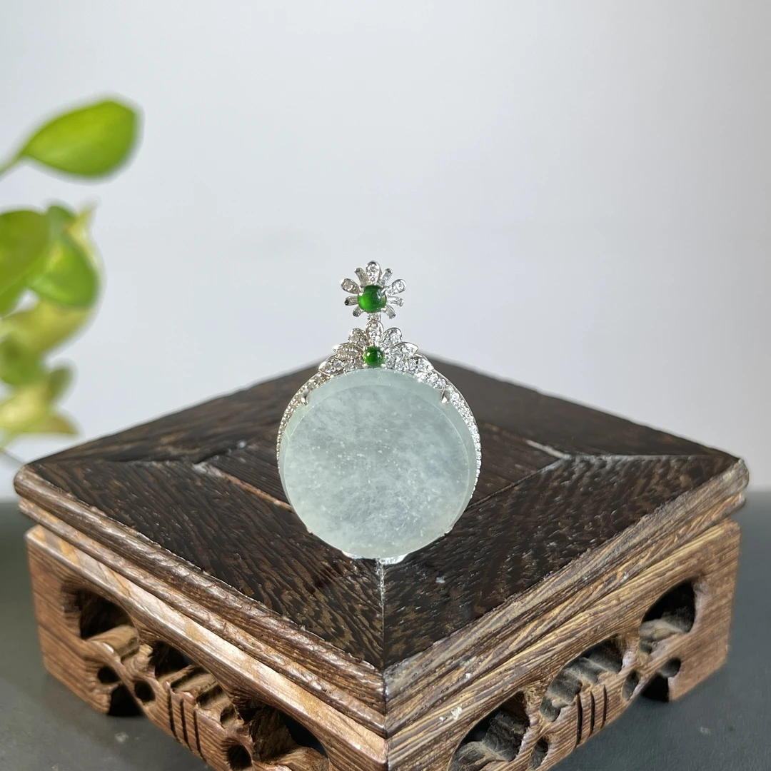 JXZC27-138 天然缅甸A货翡翠 18k金钻镶嵌无事牌